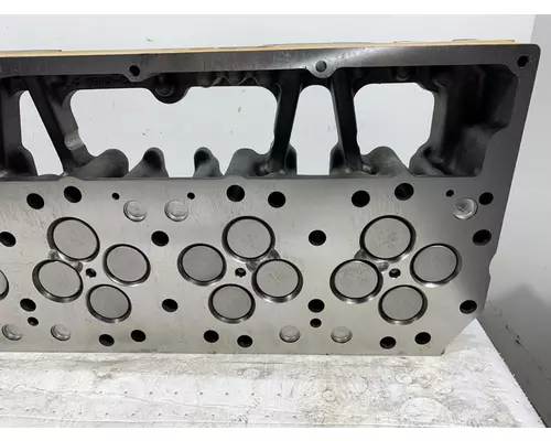 CATERPILLAR C10 Engine Cylinder Head