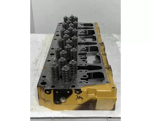 CATERPILLAR C10 Engine Cylinder Head