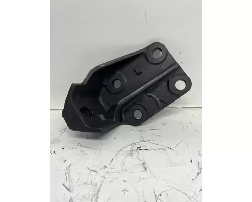 CATERPILLAR C10 Engine Mounts