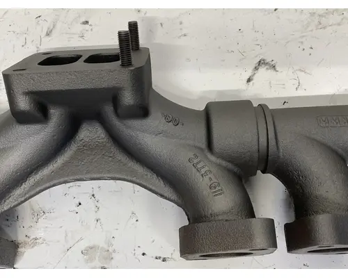 CATERPILLAR C10 Exhaust Manifold