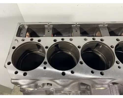 CATERPILLAR C12 Cylinder Block