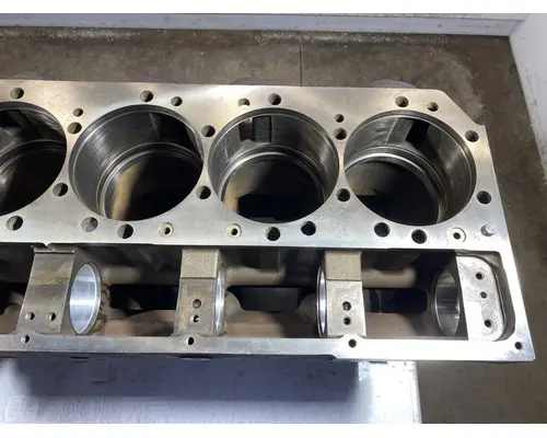 CATERPILLAR C12 Cylinder Block