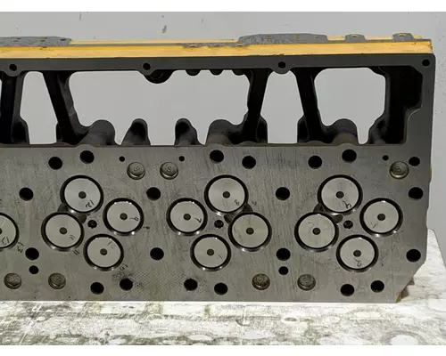 CATERPILLAR C12 Cylinder Head