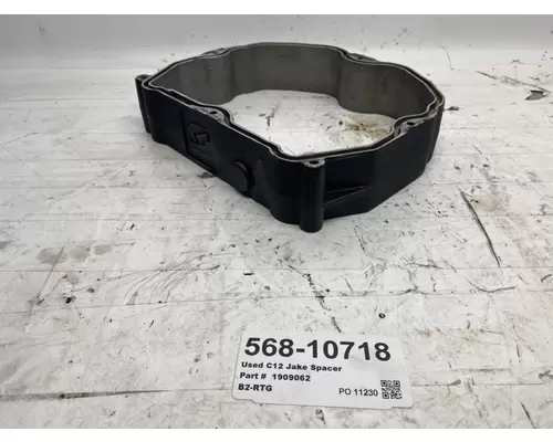 CATERPILLAR C12 Valve Cover