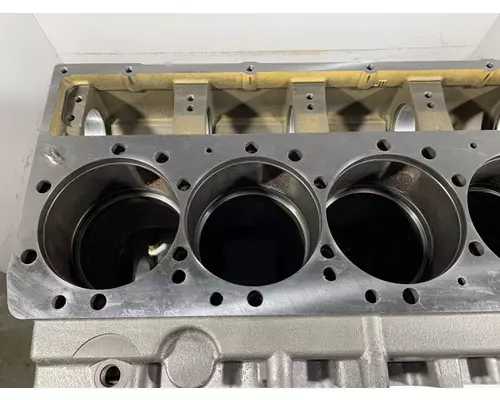 CATERPILLAR C13 Acert Cylinder Block