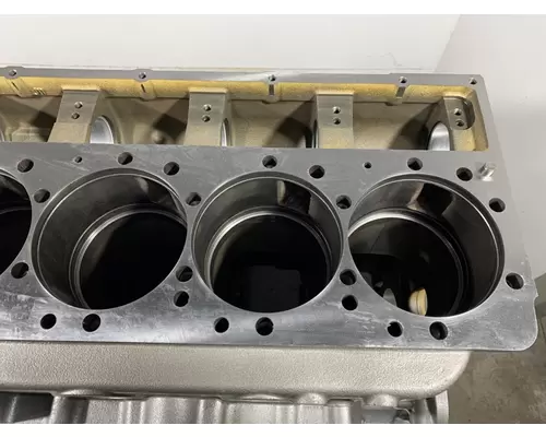 CATERPILLAR C13 Acert Cylinder Block