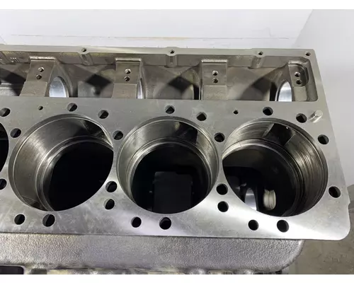 CATERPILLAR C13 Acert Cylinder Block