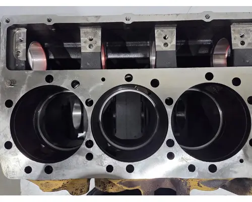 CATERPILLAR C13 Acert Cylinder Block