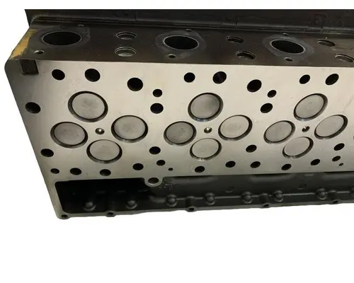 CATERPILLAR C13 Acert Cylinder Head