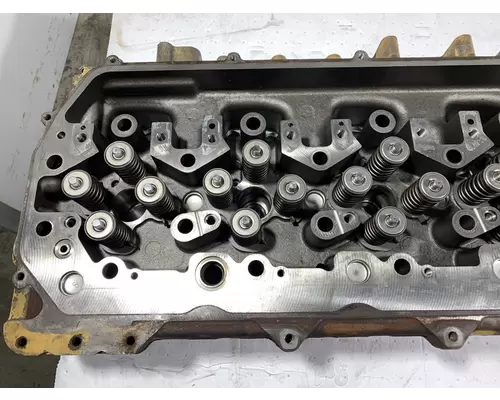 CATERPILLAR C13 Acert Cylinder Head
