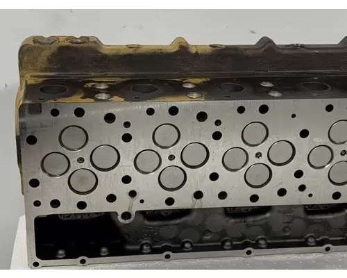 CATERPILLAR C13 Acert Cylinder Head