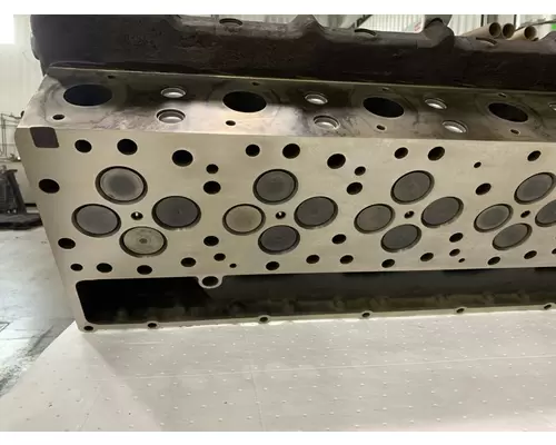 CATERPILLAR C13 Acert Cylinder Head