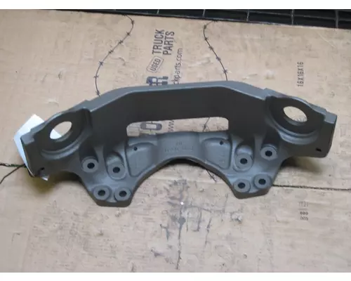 CATERPILLAR C13 Engine Mounts