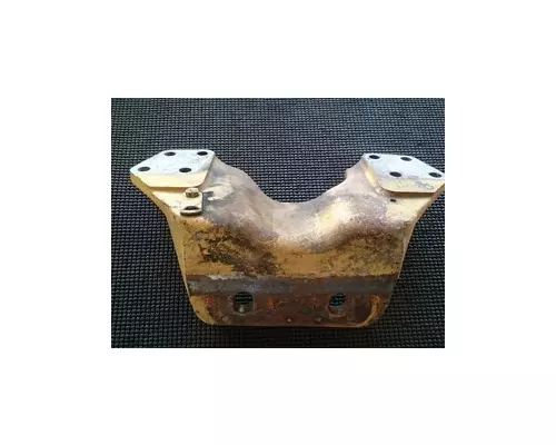 CATERPILLAR C13 Engine Mounts