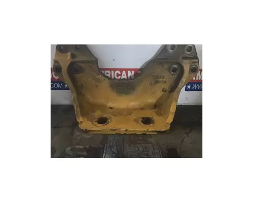 CATERPILLAR C13 Engine Mounts