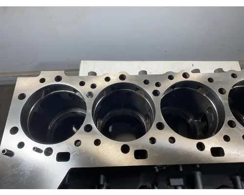 CATERPILLAR C15 Acert Cylinder Block
