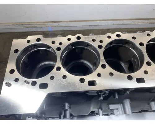 CATERPILLAR C15 Acert Cylinder Block