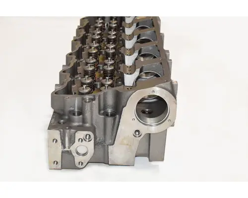 CATERPILLAR C15 Acert Cylinder Head