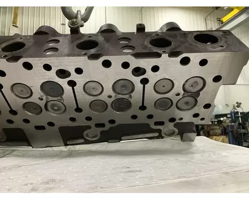 CATERPILLAR C15 Acert Cylinder Head