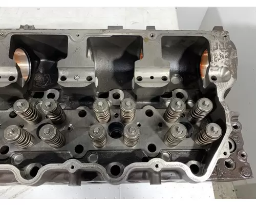 CATERPILLAR C15 Acert Cylinder Head