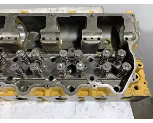 CATERPILLAR C15 Acert Cylinder Head