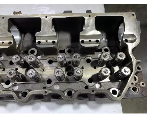 CATERPILLAR C15 Acert Cylinder Head