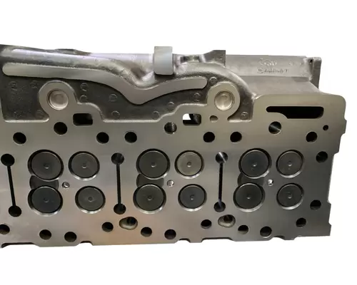 CATERPILLAR C15 Acert Cylinder Head