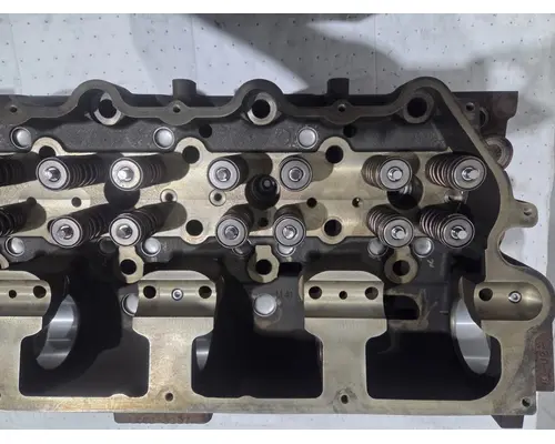 CATERPILLAR C15 Acert Cylinder Head