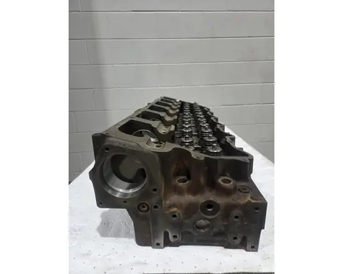 CATERPILLAR C15 Acert Cylinder Head