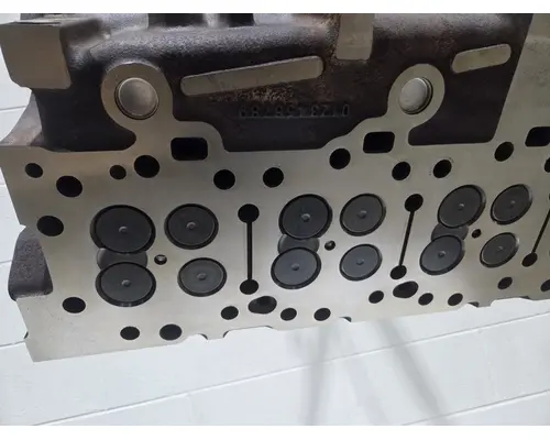 CATERPILLAR C15 Acert Cylinder Head
