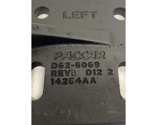 CATERPILLAR C15 Acert Engine Mounts