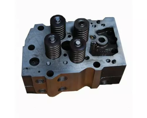 CATERPILLAR C15 Cylinder Head