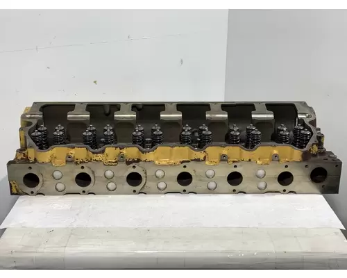 CATERPILLAR C15 Engine Cylinder Head