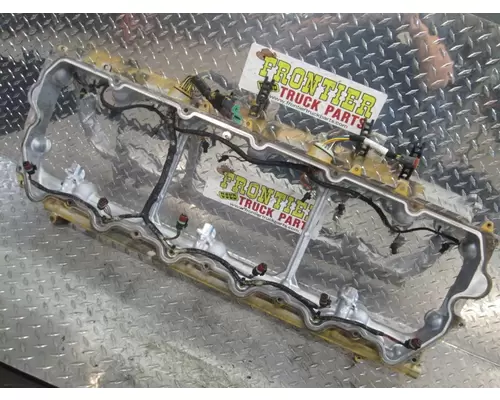 CATERPILLAR C15 Valve Cover Base