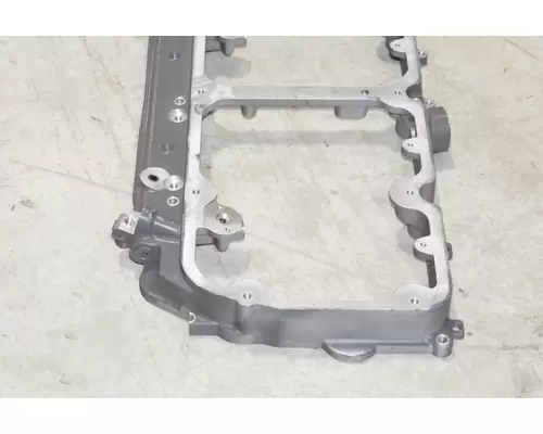CATERPILLAR C15 Valve Cover