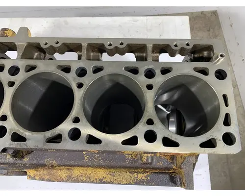 CATERPILLAR C7 Acert Cylinder Block