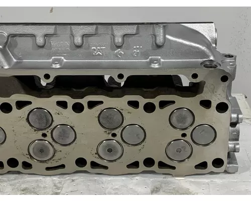 CATERPILLAR C7 Acert Cylinder Head