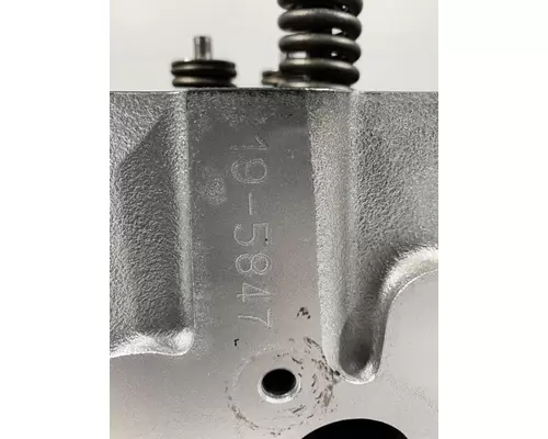 CATERPILLAR C7 Acert Cylinder Head