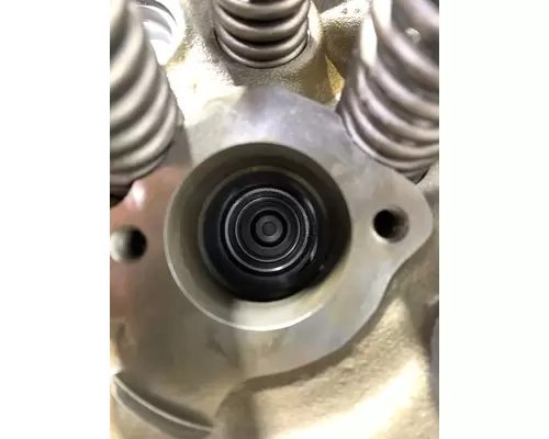 CATERPILLAR C7 Acert Cylinder Head