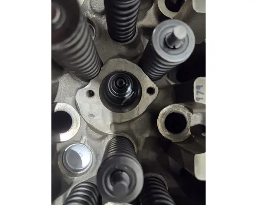 CATERPILLAR C7 Acert Cylinder Head