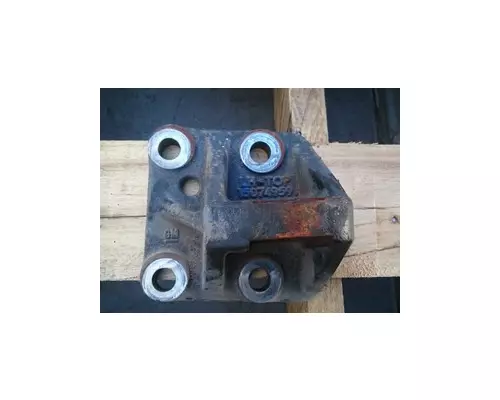 CATERPILLAR C7 Engine Mounts