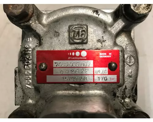 CATERPILLAR C7 Power Steering Pump