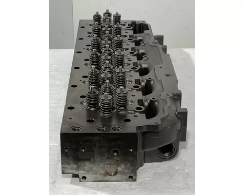 CATERPILLAR C9 Cylinder Head