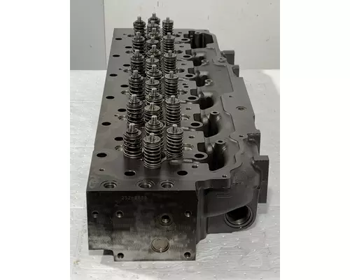 CATERPILLAR C9 Engine Cylinder Head