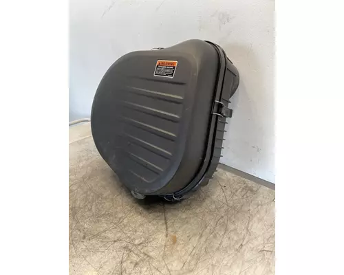 CATERPILLAR CT660 Air Cleaner