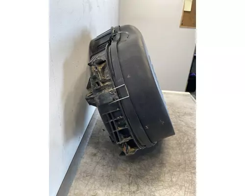 CATERPILLAR CT660 Air Cleaner