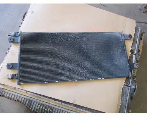 CATERPILLAR CT660 Air Conditioner Condenser