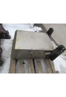 CATERPILLAR CT660 Battery Box