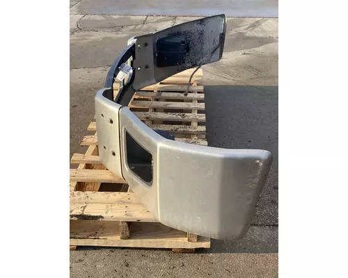 CATERPILLAR CT660 Bumper Assembly, Front