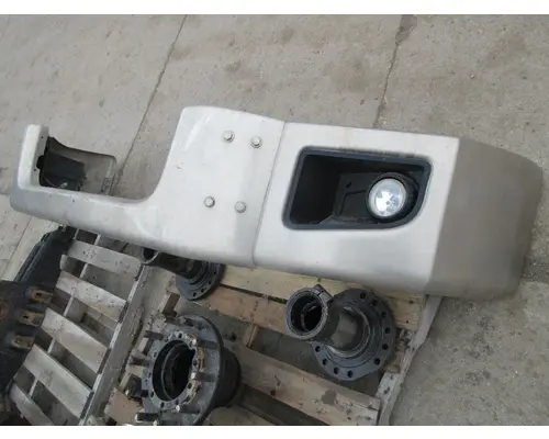 CATERPILLAR CT660 Bumper Assembly, Front